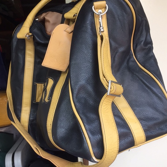 Found Original REAL LEATHER SAMPLE made for NBA. GREAT GIFT. BIG AND HEAVY - Picture 2 of 5